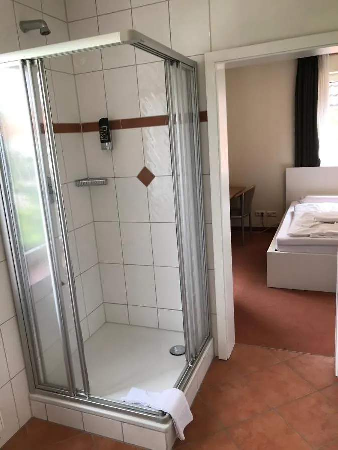 Hotel Hennies Hannover 森德 3*,  德国